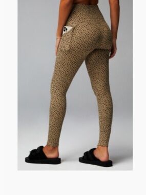 Fabletics Oasis PureLuxe High-Waisted Legging, Size L. Abstract Cheetah